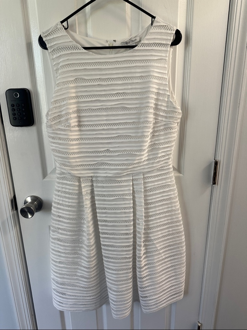 White House Black Market White Sleeveless Textured Fit-and-Flare Mini Dress